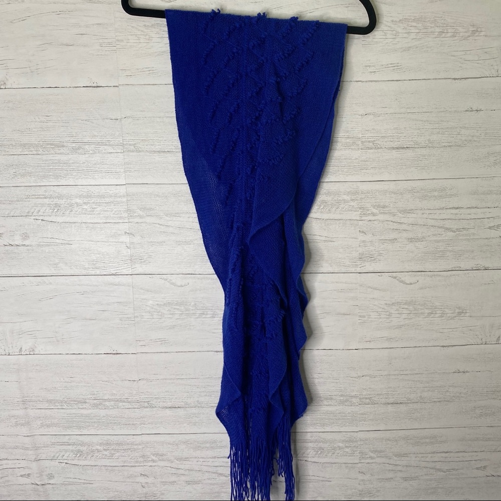 🌈 blue knit textured scarf